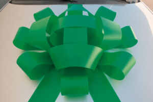 Green Car Bow