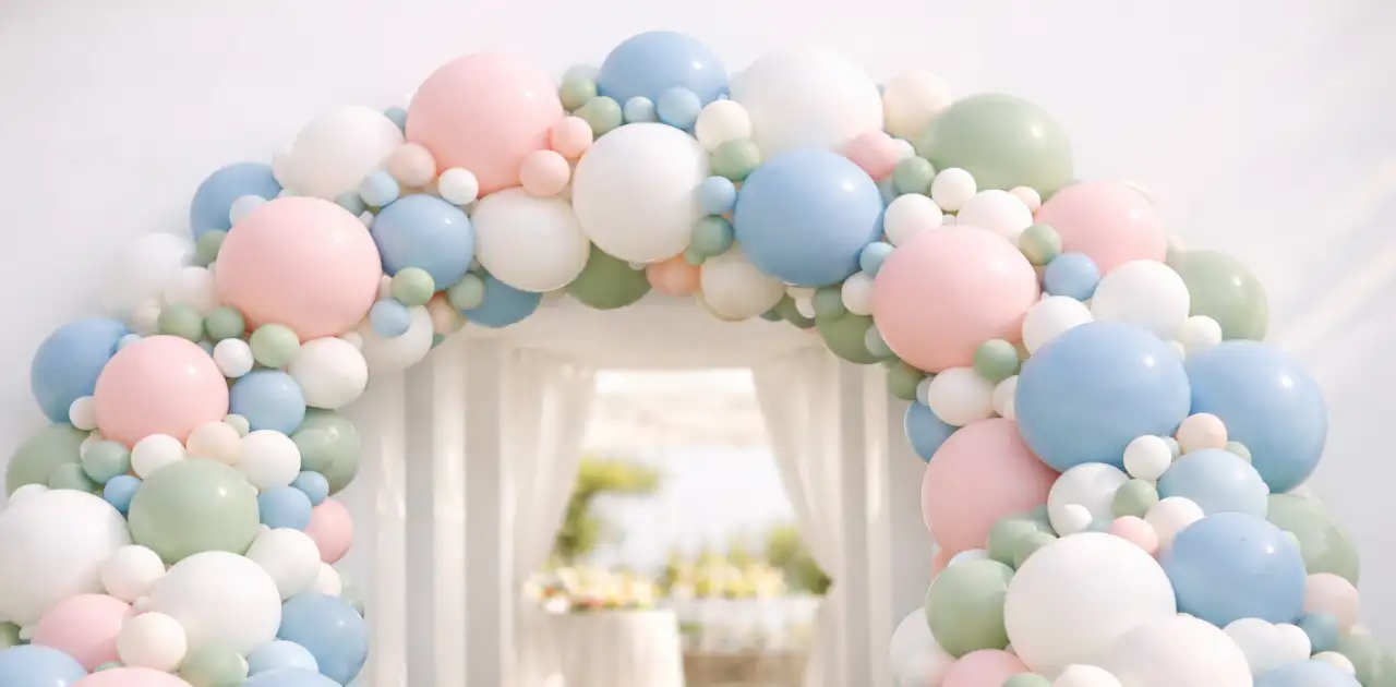 Balloon arch illustrating a balloon arch over a doorway.