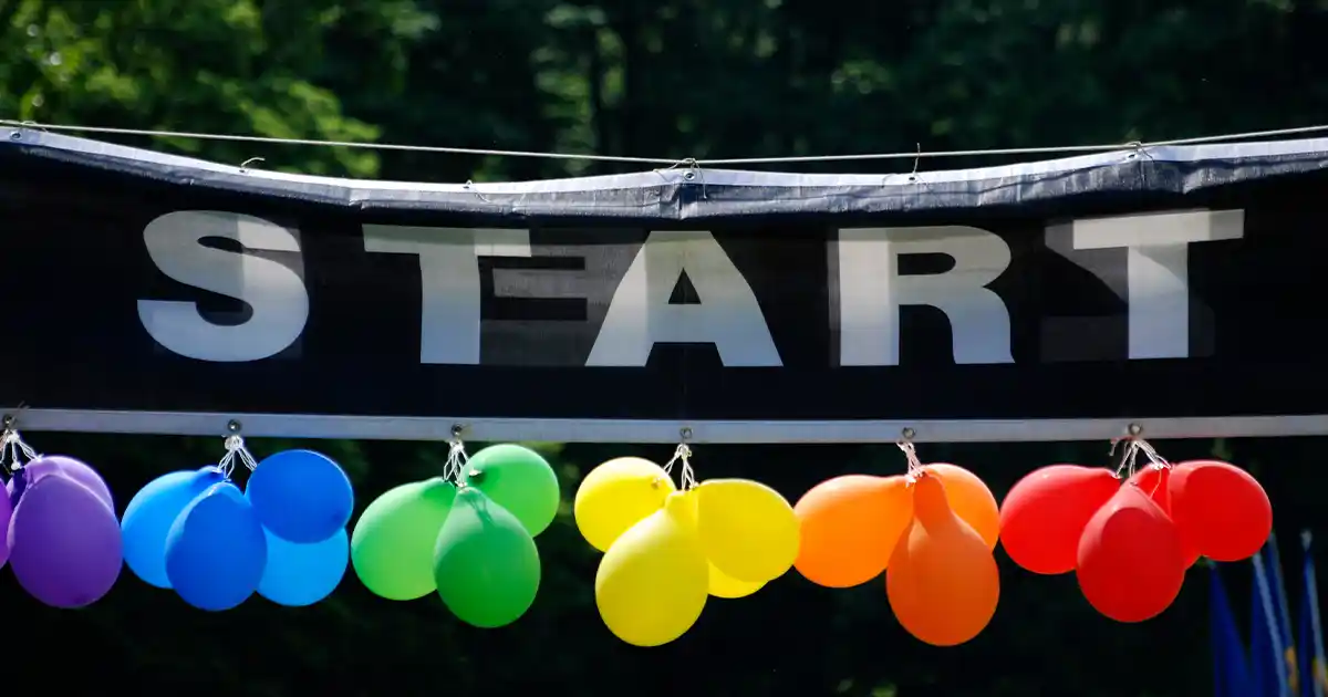 Award-winning balloon artistry competition piece made with Qualatex professional balloons